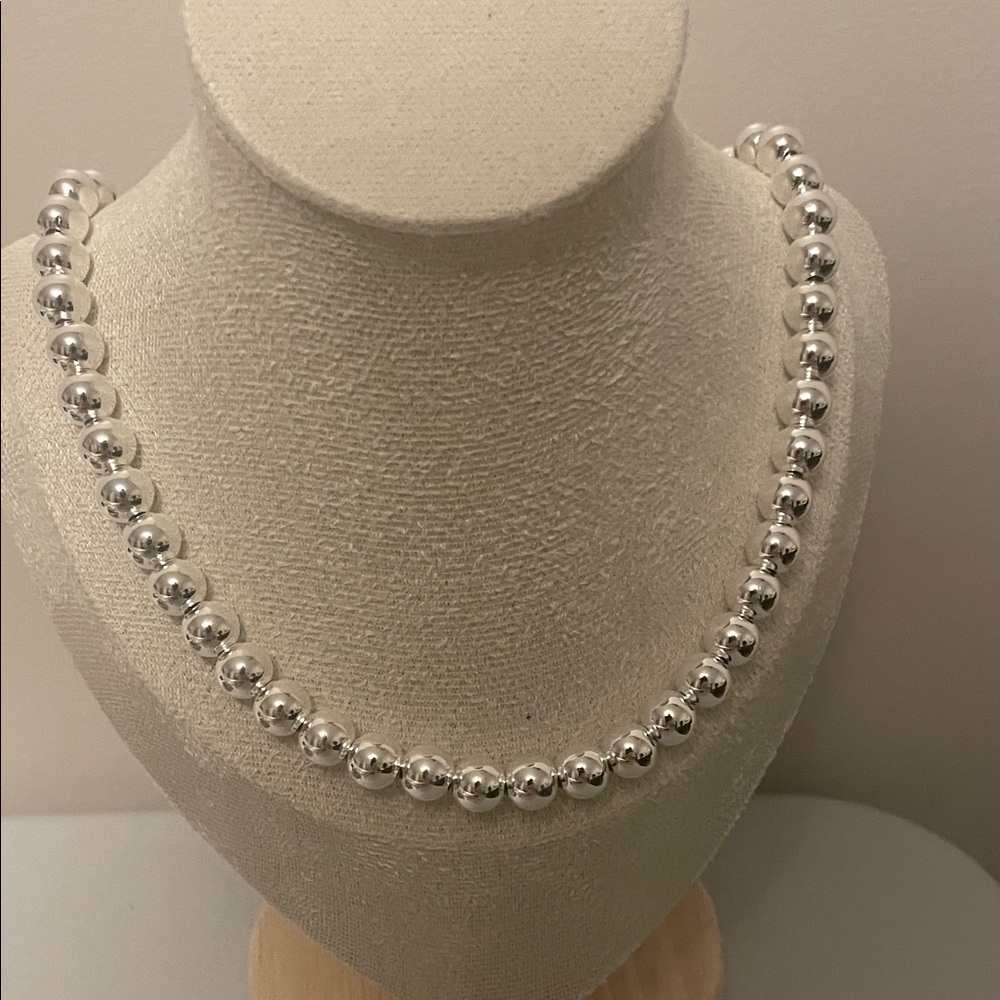 Elegant Silver Beaded Necklace